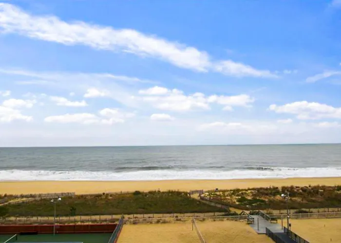 Golden Sands 402 Holiday home