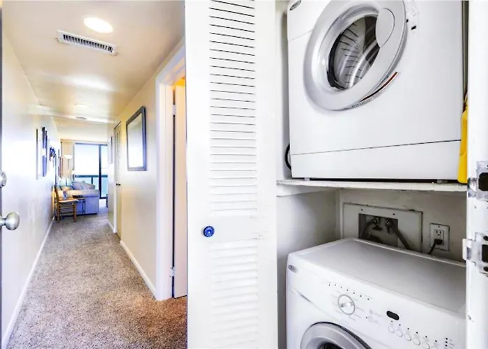 Golden Sands 402 Holiday home