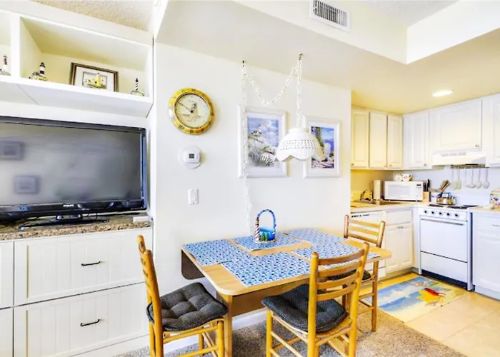 Golden Sands 402 Holiday home