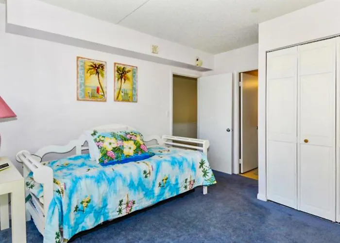 Golden Sands 402 Holiday home