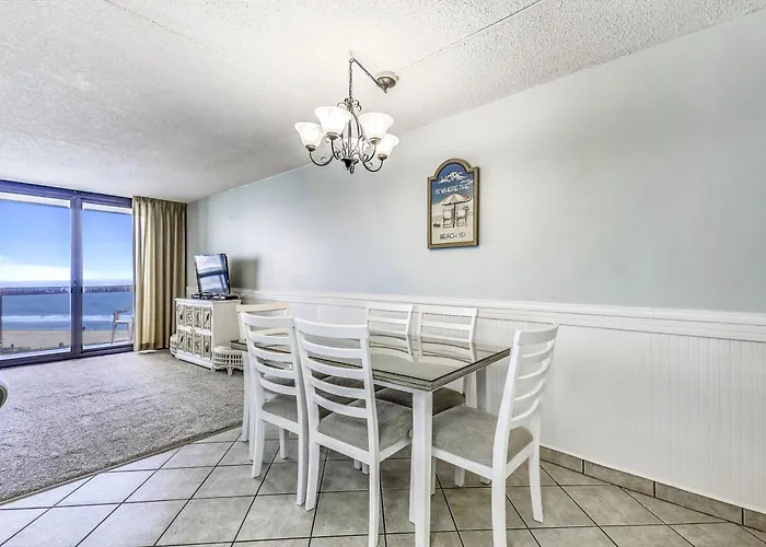Golden Sands 402 Holiday home *