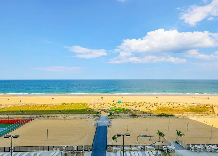 Holiday home Golden Sands 402
