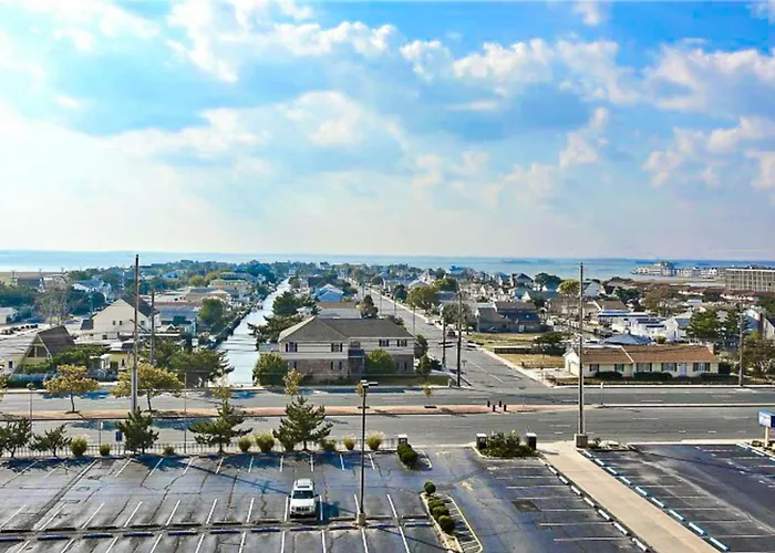 Golden Sands 402 Ocean City